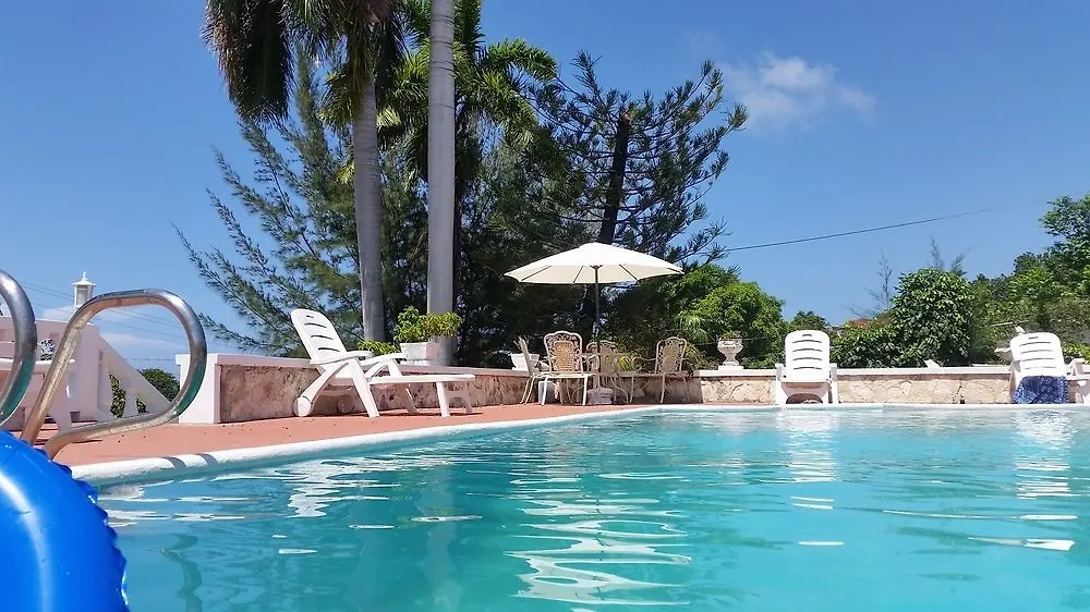 مبيت وإفطار مونتيغو باي The Retreat @ A Piece Of Paradise
